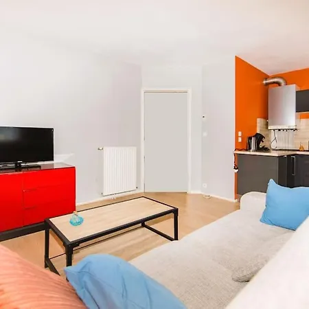 Apartamento Le Monjuzet - Joli T2 Avec Petite Terrasse Confort, Proche Du Centre