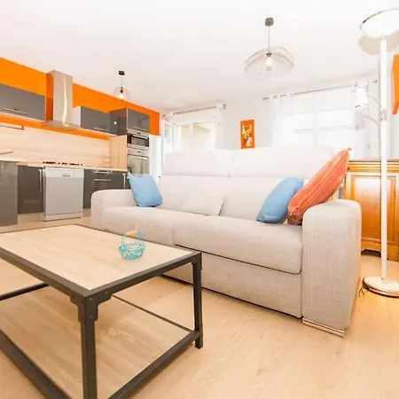Apartamento Le Monjuzet - Joli T2 Avec Petite Terrasse Confort, Proche Du Centre